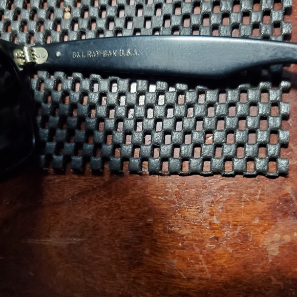 Vintage wayfarer sunglasses - Picture 3 of 4